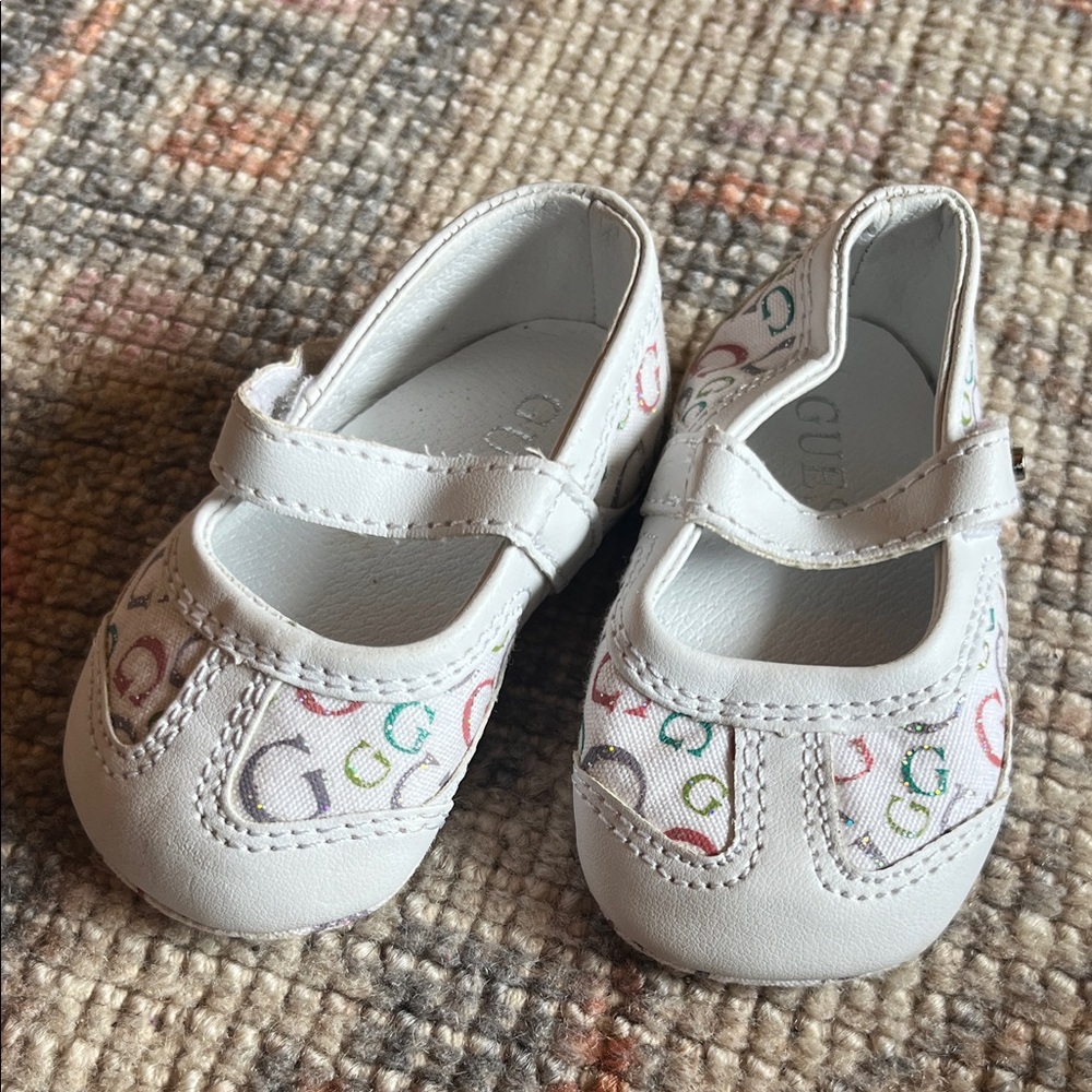 Guess White Toddler Mary Jane Shoes with Multicolor Logo